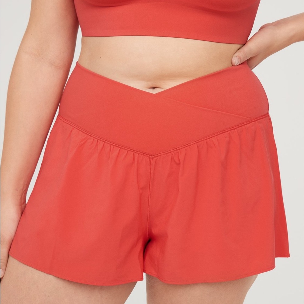 OFFLINE By Aerie Real Me
Crossover Flowy Short Size XXS NWOT